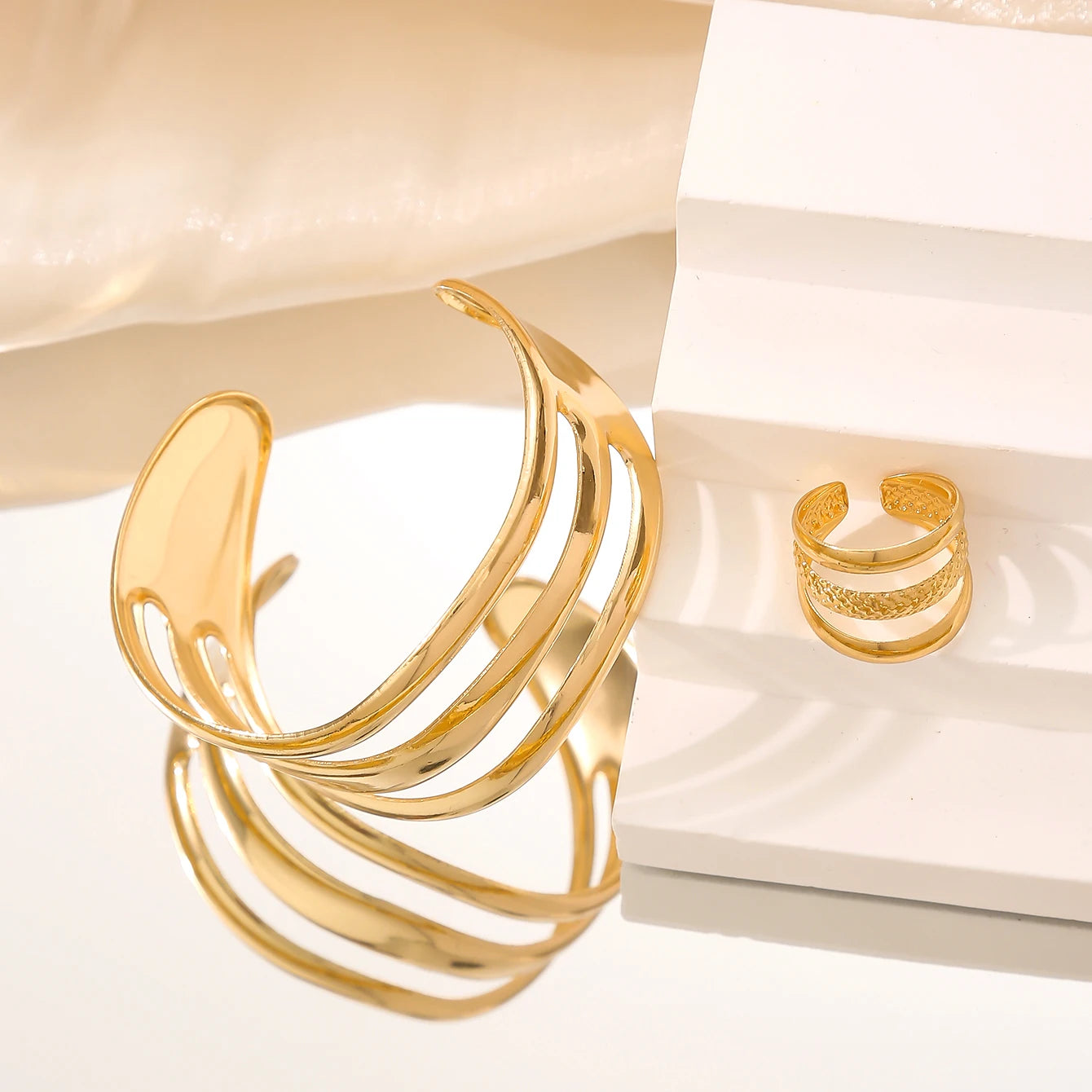Fashion Jewelry Set Simple Three-layer Hollow Geometric Bracelet Adjustable Bracelet Ring Women's Punk Daily Wear Party Gift