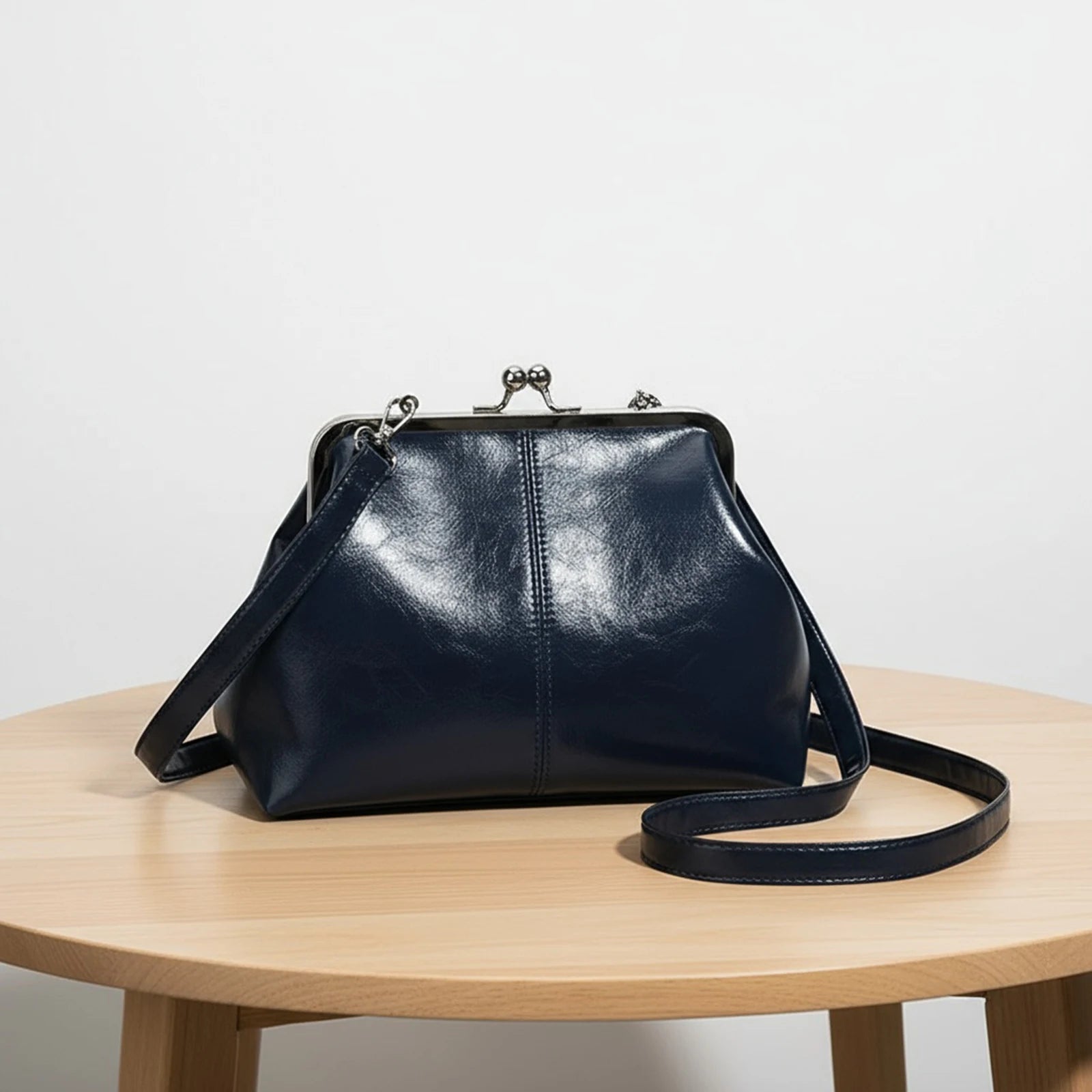 Women Girls PU Leather Large Capacity Shoulder Bag Adjustable Strap One Shoulder Crossbody Bag Elegant Kiss Lock Shoulder Bag