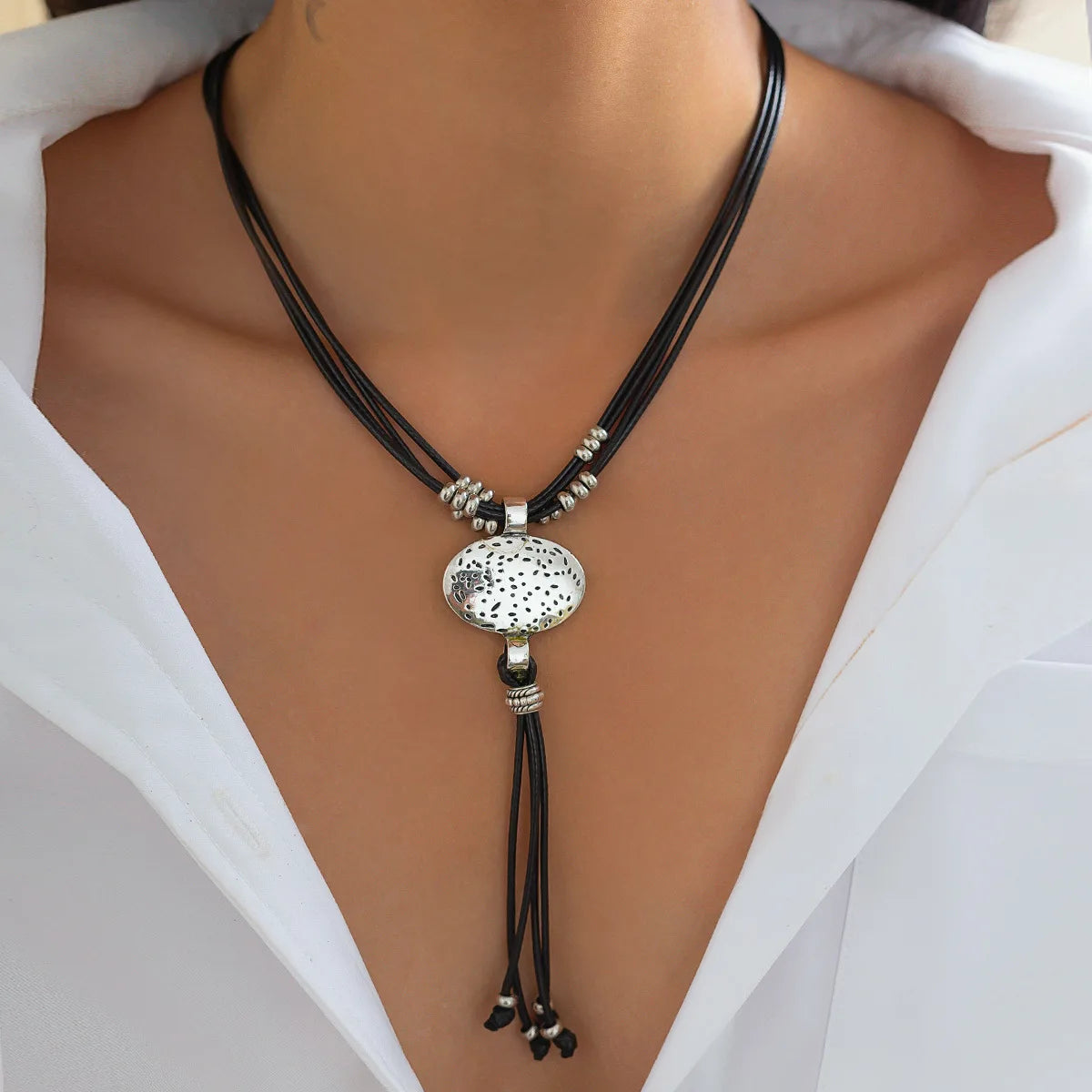Multilayer Black Leather Adjustable Necklace Charm Bracelet for Women Daily Aesthetic Party Jewelry Set Gift