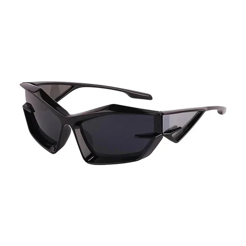 Cyberpunk Style Sunglasses Trendy Hip Hop UV400 Protection Sunglasses Fashionable Eyewear for Men And Women